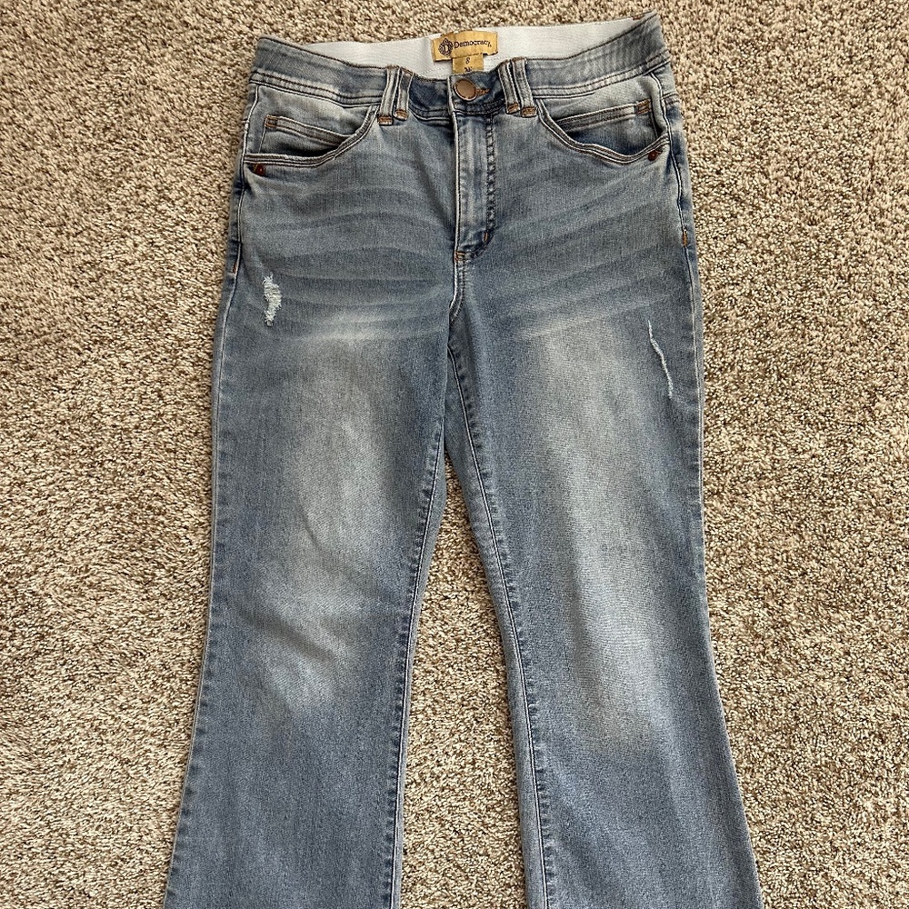 Democracy  "Ab"solution High Rise Finished Fray Hem Itty Bitty Boot Jeans Size 8